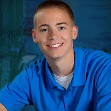 Ashley Schoenborn's Instagram, Twitter & Facebook