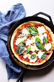 Cast Iron Margherita Pizza Recipe Margherita Pizza Cast Iron Skillet Recipes Iron Skillet Recipes