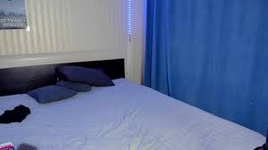 Michelle Swan is a topless Elf - CamWhores