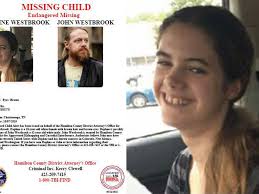 Sigue prófugo padre acusado de secuestrar a su hija