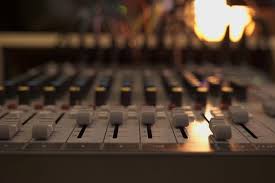 This guide was created to help new audio engineers make it through the beginning stages of learning how to mix a song. Our Audio Mixing Course Buyer S Guide Soundfly