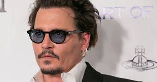 Иван поговорит по видеосвязи с джонни деппом/johnny depp, петр скворцов представит сериал «секреты семейной жизни». Dzhonni Depp Ponadeyalsya Na Luchshie Vremena V 2021 Godu Kino Mail Ru