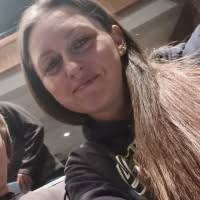 Ashley Blodgett's Instagram, Twitter & Facebook