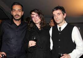 Ο πρωταγωνιστής άρης σερβετάλης εξήγησε ότι δεν μπορεί να δεχθεί τον οποιοδήποτε. Ayth Einai H Omorfh Syzygos Toy Arh Serbetalh H Spania Fora Poy Thn Entopise O Fakos Eikones Zwh Iefimerida Gr