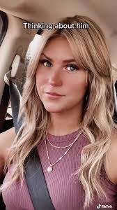 Julia Denardo's Instagram, Twitter & Facebook