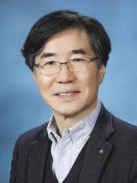 Surface Model and Scattering Analysis for Realistic Game Character※