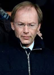 The emails that tell a different story about the Rio tickets