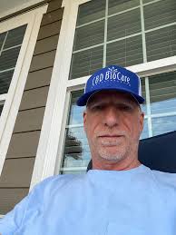 Small business Monday post 😊 I make assorted CBD and CBG products. I use  natural ingredients and there's love in every item 🥰 I can custom make CBD  isolate/herbal capsules, which can