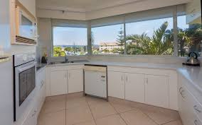 Photos of burleigh esplanade apartments. Luxury Superior 1 To 3 Bedroom Apartments Burleigh Heads Burleigh Surf