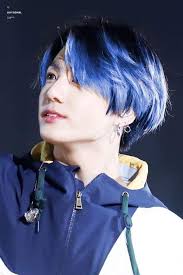Jungkook Blue Hair In 2020 Bts Hair Colors Blue Hair Jimin Hair