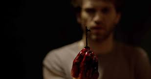 Nonton film layarkaca21 follow me (2018) streaming dan download movie subtitle indonesia kualitas hd gratis terlengkap dan terbaru. First Look Vlogger Becomes Fish Out Of Water In Follow Me Bloody Disgusting