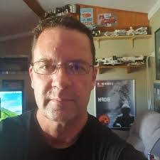 Sean Satterlee's Instagram, Twitter & Facebook