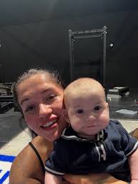 New low weigh in this morning at two months postpartum has got me looking  back at last year's transformation. In April 2024 I started at 76kg and I  finished my cut in