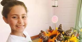 Niña busca apoyo para representar a Costa Rica en cumbre internacional