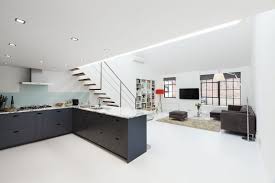 Loft Dans Un Ancien Entrepot A Londres Idee Deco Loft Loft A Vendre Disposition D Appartement