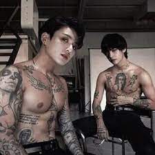 Die army bomb ist der offizielle lightstick (leuchtstab) von bts. Bts Real Army Only Home Facebook