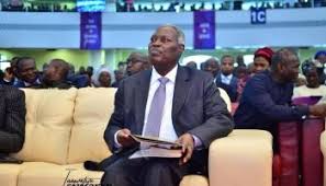 Pastor william kumuyi celebrates his 80th birthday today (drop your well wishes). Deeper Life Founder Kumuyi Hits 80 Buhari Sends Message P M News