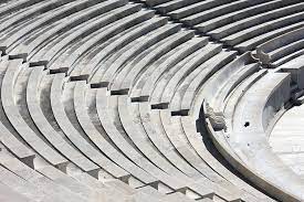 Εκπρόσωποι από όλους τους χώρους έδωσαν το λαμπερό «παρών» στο καλλιμάρμαρο και μαγνήτισαν τα φωτογραφικά φλας. Kallimarmaro Pana8hnaiko Stadio Urbanlife Gr