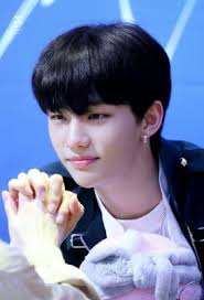 In the first photo, hyunjin appeared as normal as ever, walking wherever he needed to go. Hot To The Touch My Guardian Angel Always Watching Stray Kids Hyunjin