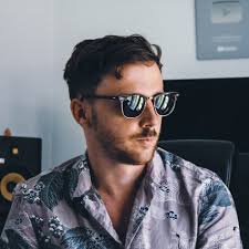 Tom Bailey: albums, songs, concerts