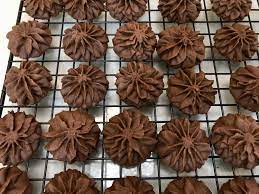 If You Want A Melt In The Mouth Texture And Still Want A Rich Buttery Taste Then Please Try This Recipe From Jean Butter Cookies Melting In The Mouth Cookies