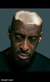 Was intrigued by the AI-generated electron microscope photo posted here a  few days ago that I tried making one. This turned out okay, though I wanted  the holes to be more trypophobia