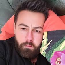 Happy 61 years Birthday to Legend Russell Crowe 🎂✨🎬🎉 Wishing you a day  filled with joy, celebration, and the same powerful presence you've brought  to every role. Here's to a lifetime of