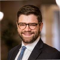 Sam Nassar's Instagram, Twitter & Facebook