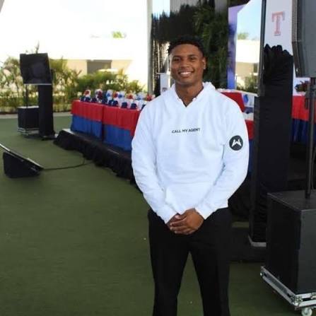 Dominican 3B/OF Elian Rosario officially signed with the Texas Rangers for  $2.5 million.