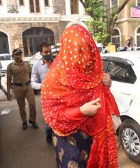 Bk rupesh our social media sites: Drugs Case Tollywood Actor Shweta Kumari Arrives At Ncb Office Photos