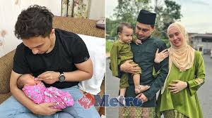 Berikut adalah 160+ nama bayi perempuan islami yang cantik, yang bisa menjadi inspirasi anda untuk si buah hati. Masih Mencari Nama Anak