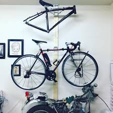 いいね 139件 コメント1件 junichi chidaさん junzochn のinstagramアカウント 自転車ラック作ったよ 総額2500円 一番上のフレームでそのうちmtb作りたい 一番下のバイクもそのうち直したい 笑 ロ 自転車 壁掛け ロード バイク 収納 自転車ラック