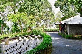 This place will give you the best relaxing moment that you had never the tropical spice garden will give you the relaxation by letting you experience the fresh breeze of the air while spending your time at their café. Tropical Spice Garden Penang Hotel Lone Pine Hotel