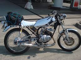 Modif motor trail megapro, modif motor vario, modif motor verza, modif motor supra x 125, modif motor n max, modif motor astrea star, modif motor honda tiger, modif motor, modif motor honda beat street, modif motor mega pro bandung, modify related posts to modif motor rx king solo. Modifikasi Yamaha Rx King Si Raja Jalanan Modifikasi Motor Rx King 1632x1224 Download Hd Wallpaper Wallpapertip