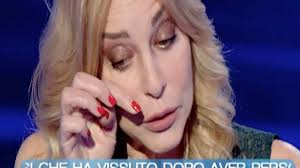 Le foto sono state scattate da alberto migliozzi e ritraggono stefania in tutto il suo. Stefania Orlando In Lacrime Al Gf Vip Penso Ci Sia Qualcosa Che Ho Tolto