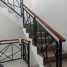 Sekarang perkembangan gaya desain hunian membuat bentuk dan model tangga, balkon dan teras menjadi ikut beragam. Jual Pembuatan Railing Tangga Dan Balkon Kota Tangerang Selatan Rizky Jaya Decor Tokopedia