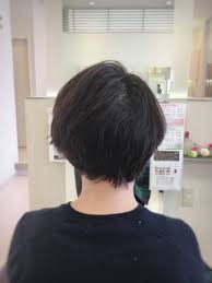 つむじ割れを直す乾かし方 岩手 盛岡 美容師が教える 岩手 盛岡 美容院 大人女性ショートヘアが得意な竹沢数馬のブログ 2021 ヘアカット ショートボブのヘアカット ショート パーマ