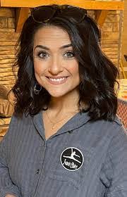 Amanda Teasley's Instagram, Twitter & Facebook