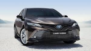 Camry hybrid's powerful shape and captivating design will announce your arrival with authority. 2020 Toyota Camry Hybrid All New Toyota Camry Experience Youtube