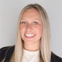 Bella Fry's Instagram, Twitter & Facebook