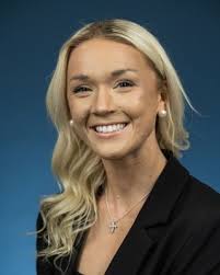 Meet a member of the class of 2024: Mary Knott "My hometown is Smiths  Falls, Ontario. I will be starting residency in Anesthesiology at Cleveland  Clinic Main Campus. I completed my first