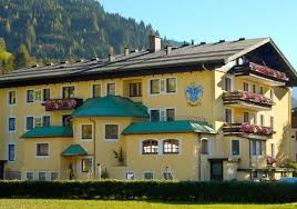 Klammstein castle is a local landmark, and some of the area's activities can be experienced at grossarltal ski resort and panorama cable car. Unterkunfte Grossarl Unterkunft Suchen Urlaub Buchen