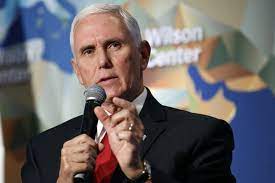 The office of mike pence said he had a pacemaker implanted during a procedure after showing symptoms of a slow heart rate. Mike Pence Holt Zum Rundumschlag Gegen China Aus Nzz