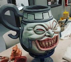 Pot Of Greed Glassware Statue Mugs