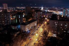 vɐˈronʲɪʂ) is a city and the administrative centre of voronezh oblast in central russia straddling the voronezh river and located 12 kilometers (7.5 mi) from where it flows into the don river.the city sits on the southeastern railway, which connects western russia with the urals and siberia, the caucasus and ukraine, and the m4 highway (moscow. Naselenie Voronezha Na 1 Yanvarya 2021 Goda Vpervye Za 13 Let Voronezhcev Stalo Menshe V Voronezhe Kultura Vrn