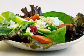 De L Erreur De Manger Crudites Et Salades Alimentation Maigrir Sans Avoir Faim Aliments Minceur