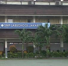 Beberapa sma swasta di surabaya ini contohnya. Sekolah Favorit Jakarta Timur Nusagates