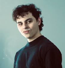 I am chris, I am a portrait photographer located in Brooklyn, NY and I am  currently looking for models for TFP shoot. www.instagram.com/krisd4752