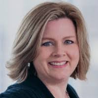 Deanna Dumas's Instagram, Twitter & Facebook