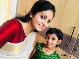 കിടിലൻ ഫോട്ടോഷൂട്ടുമായി പരസ്പരം സീരിയൽ താരം ഗായത്രി അരുൺ | actress. Gayathri Arun Photos Hd Latest Images Pictures Stills Of Gayathri Arun Filmibeat